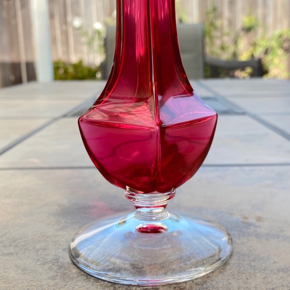Val St Lambert • Signed Vintage Cranberry Bud Vase - Picture 6 of 12